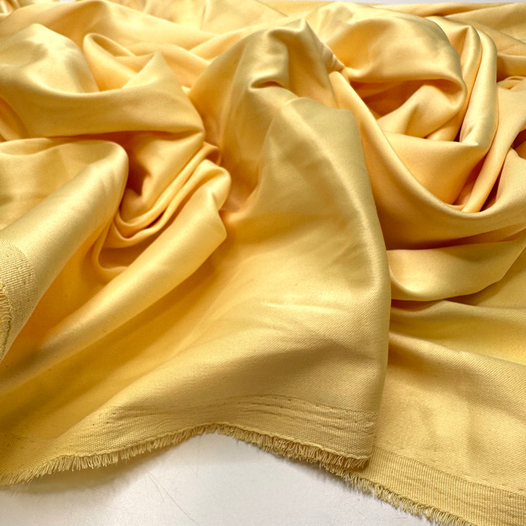 Craving Lemonade - Polyester Blend Woven - Light Yellow - 1.15M Bundle