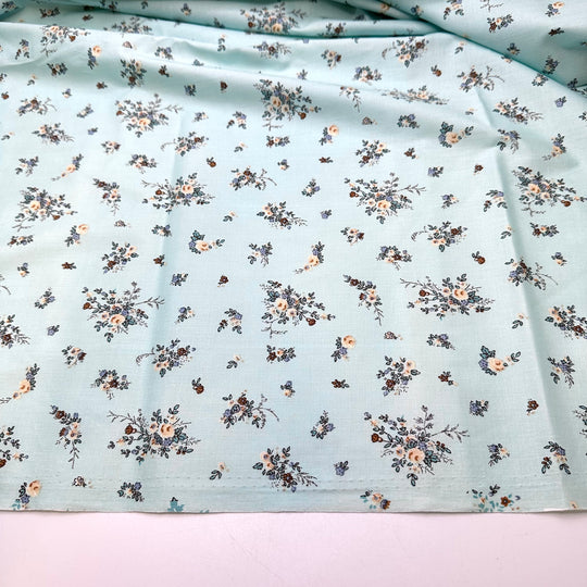 Granny Lornas Garden - Cotton Woven - Light Blue Multi Floral - 1.4M Bundle