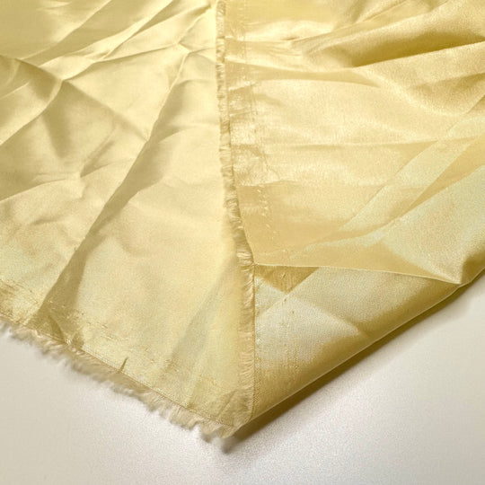 Smushing Cake In Each Others Faces - Poly Woven - Light Yellow - 1.55M Bundle