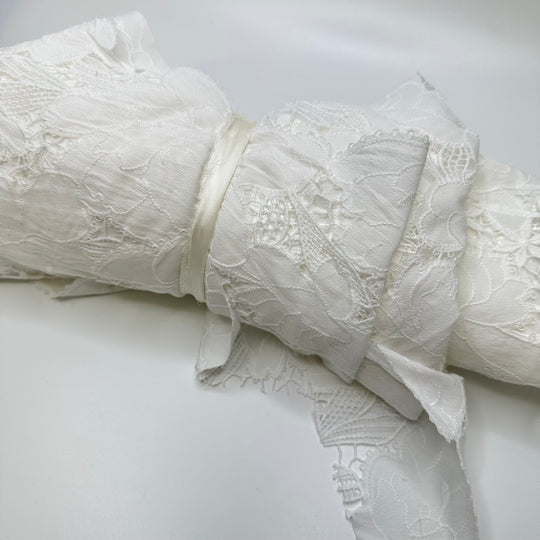Knowing In An Instant - Scalloped Edge Lace Polyester Blend Woven - Off White Floral - Bundles