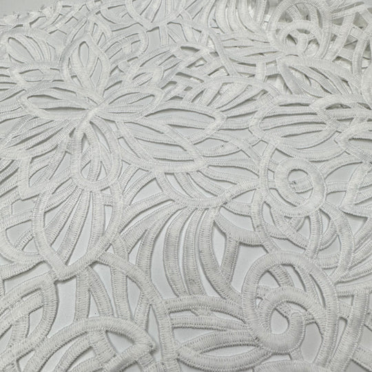 Walking The Path Together - Polyester Blend Woven - White Floral - 0.5M Bundle