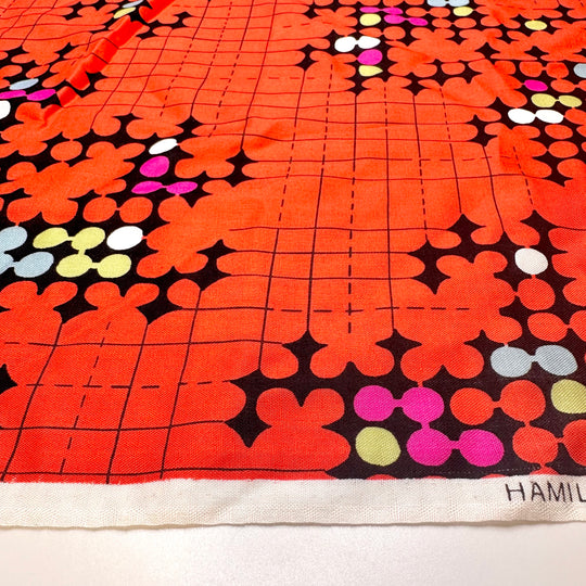 UB - Retro Game Shows - Natural Blend Woven - Orange Multi Geometric - 2.5M Bundle