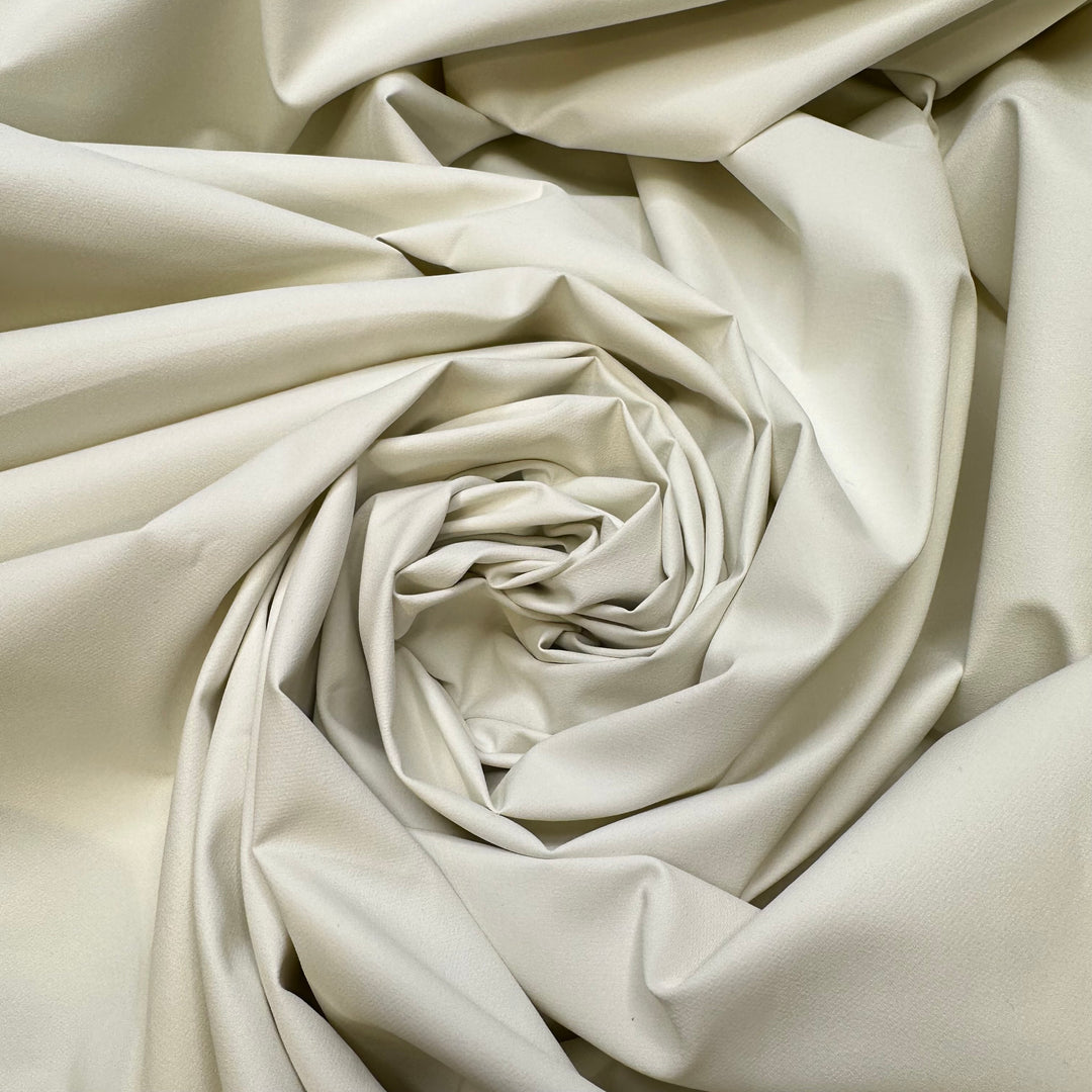 Sitting In A Hot Tub - Blackout Curtain Lining Fabric Poly/Vinyl Coated Woven - White - 1.85M Bundle