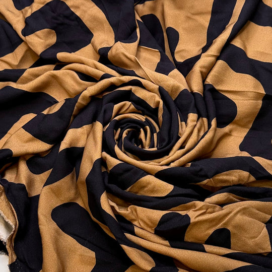 UB - Planting A Hedge Maze - Natural Blend Woven - Dark Beige/Black Abstract - 2.4M Bundle