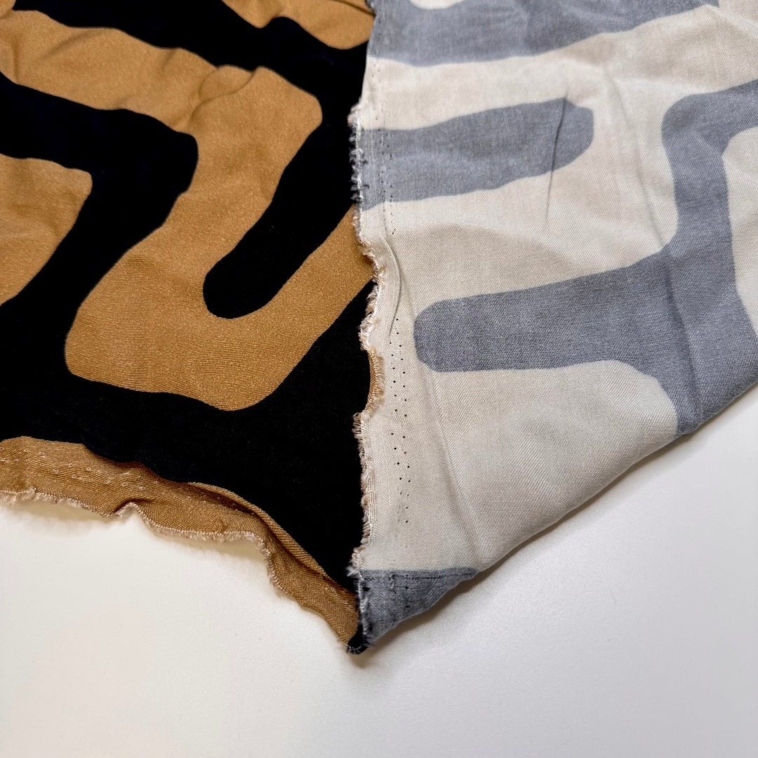 UB - Planting A Hedge Maze - Natural Blend Woven - Dark Beige/Black Abstract - 2.4M Bundle