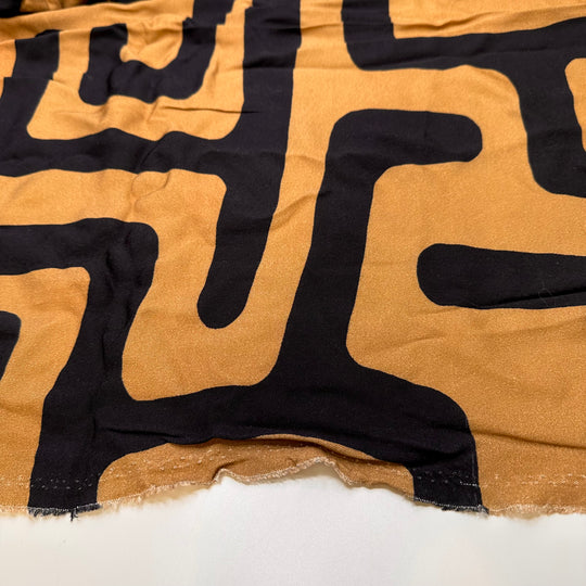 UB - Planting A Hedge Maze - Natural Blend Woven - Dark Beige/Black Abstract - 2.4M Bundle
