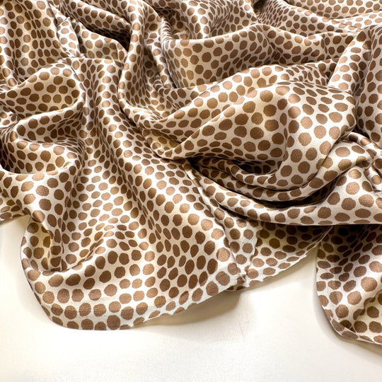 UB - Cookie Dough Ice Cream - Silk Woven - Light White/Beige Polka Dots - 1.45M Bundle
