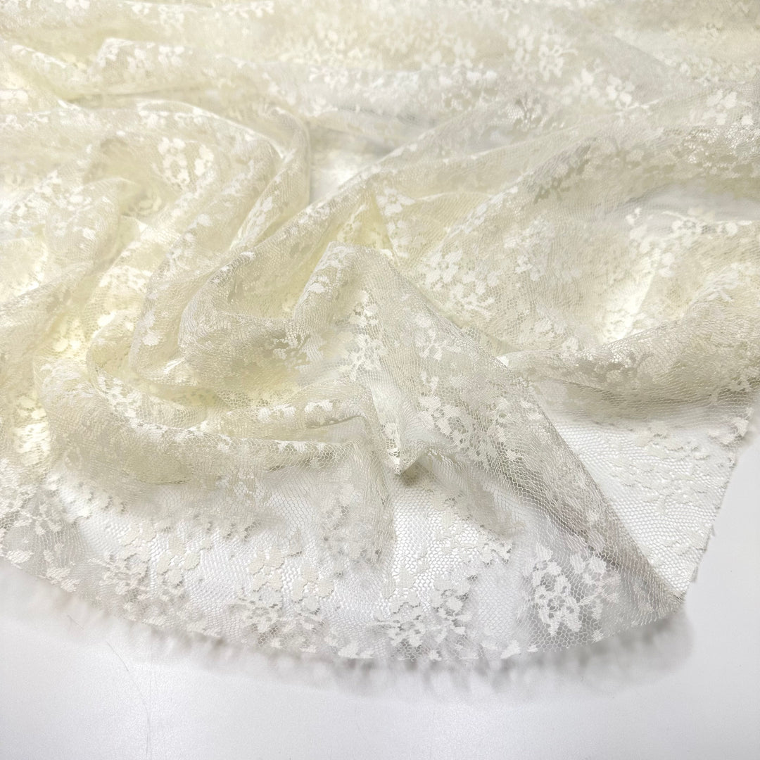 Going Out With The Girls - Lace Poly Woven - White Floral - 0.9M Bundle