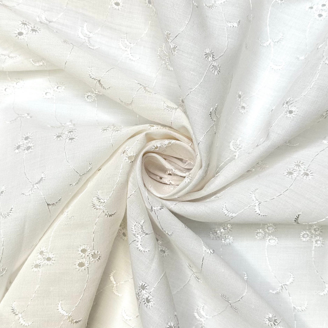 Burning Man Makeover - Embroidered Poly/Cotton Woven - White Floral - 2M Bundle