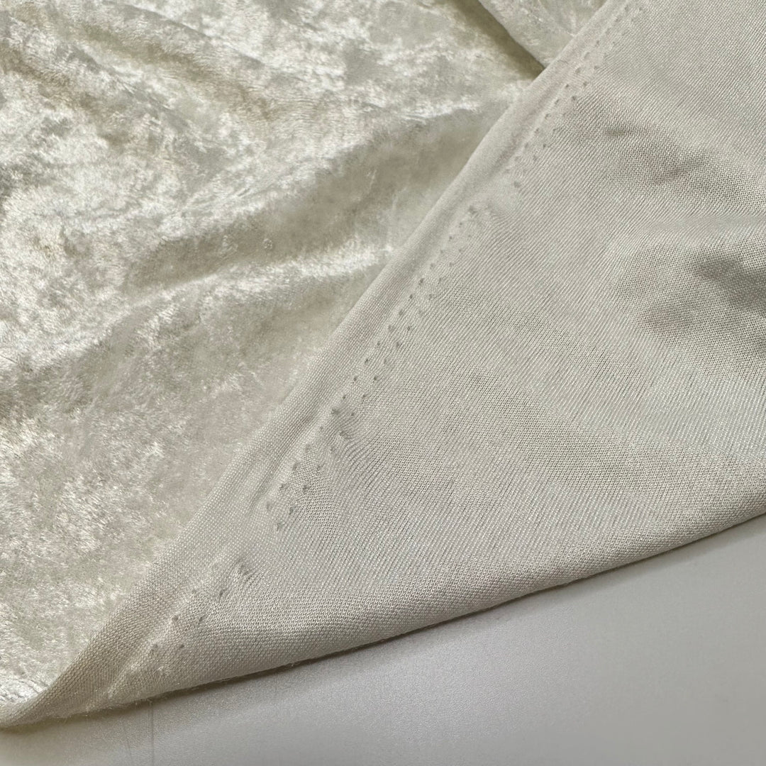 White Noise - Knitted Velour Poly Knit - White - 0.9M Bundle