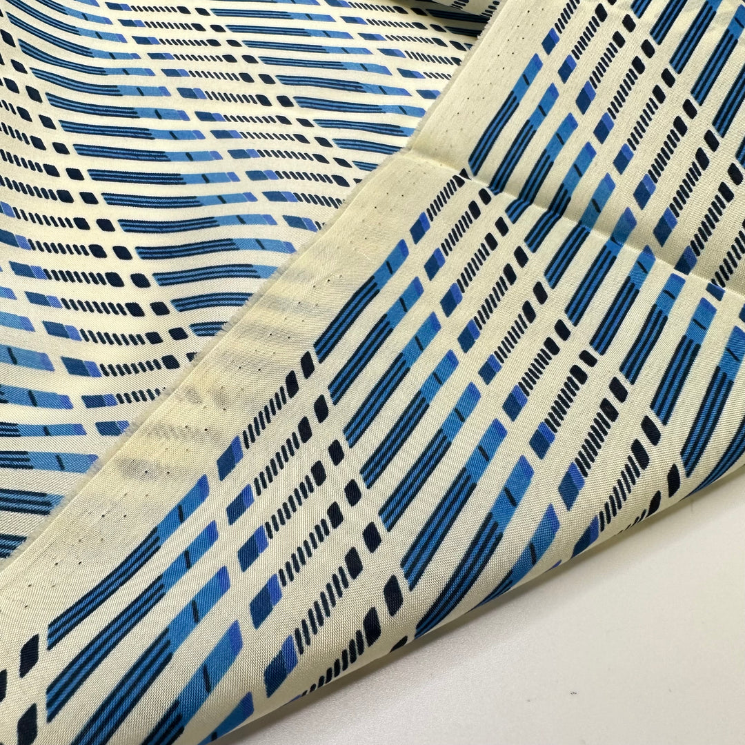 Bus Tour - Vintage Poly Woven - Cream/Blue Geometric - 2.3M Bundle