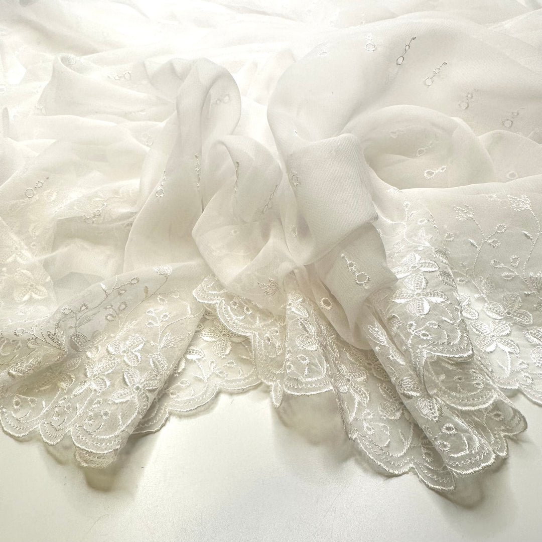 Starting A New Day - Embroidered Poly Woven - White Floral - 5.1M Bundle