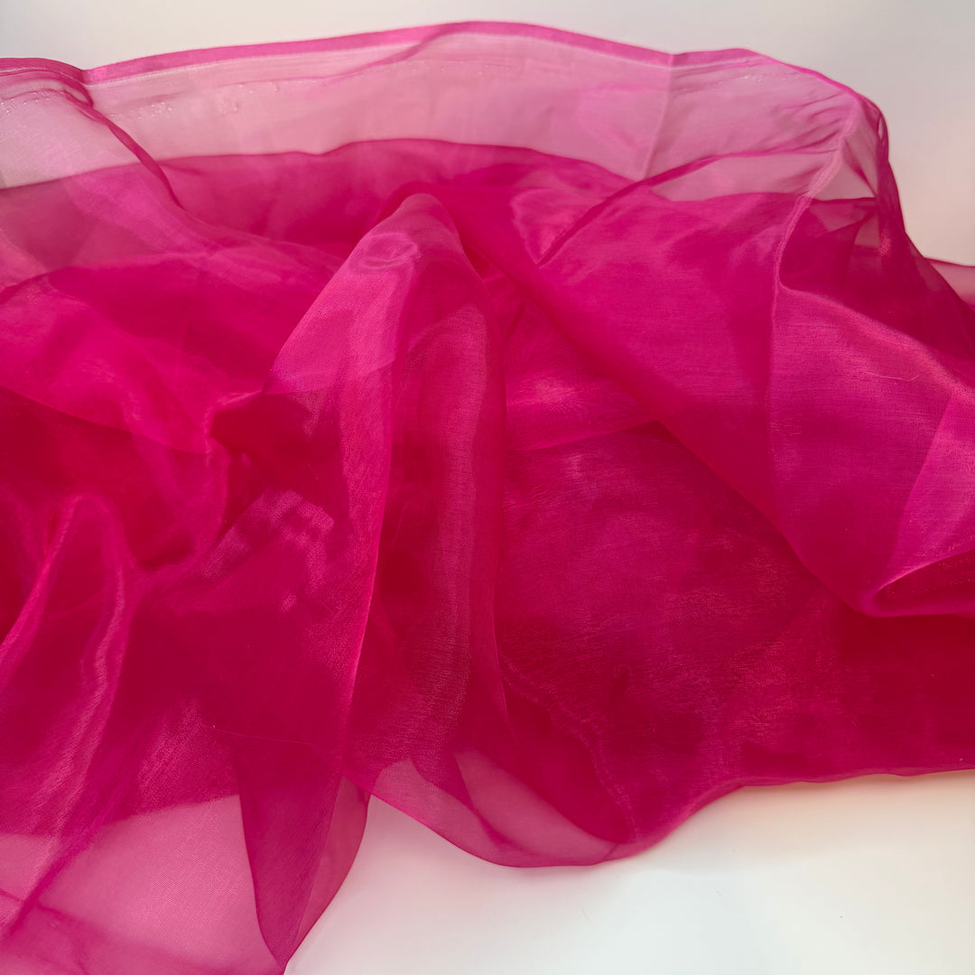 Bring The Drama - Organza Poly Woven - Dark Pink - 3.5M Bundle