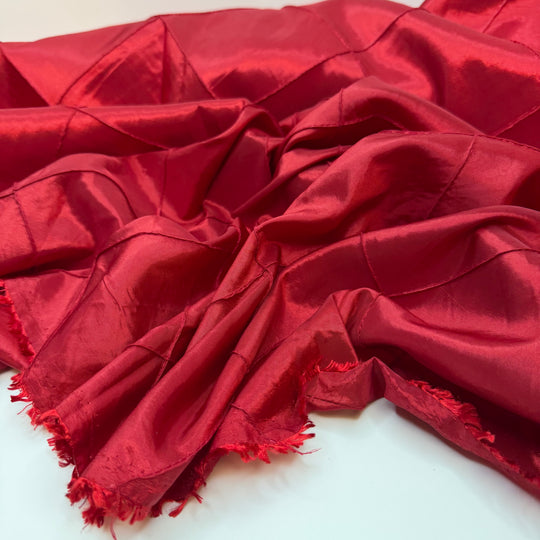Red Room - Quilted Top Taffeta Poly Woven - Red - 1.4M Bundle