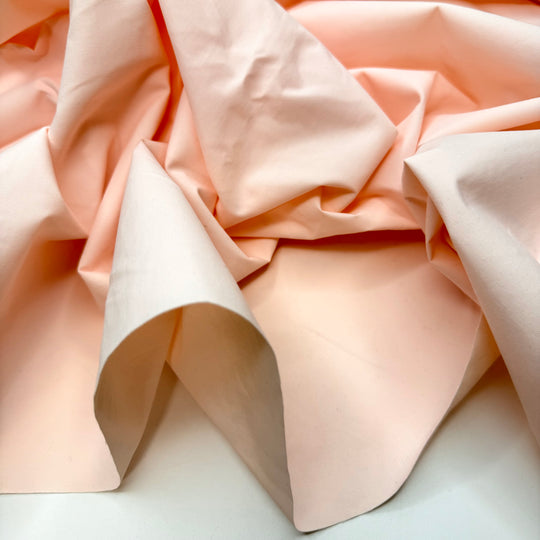All About That Baste - Waterproof Vinyl PVC Blend Woven - Light Pink - 1.3M Bundle
