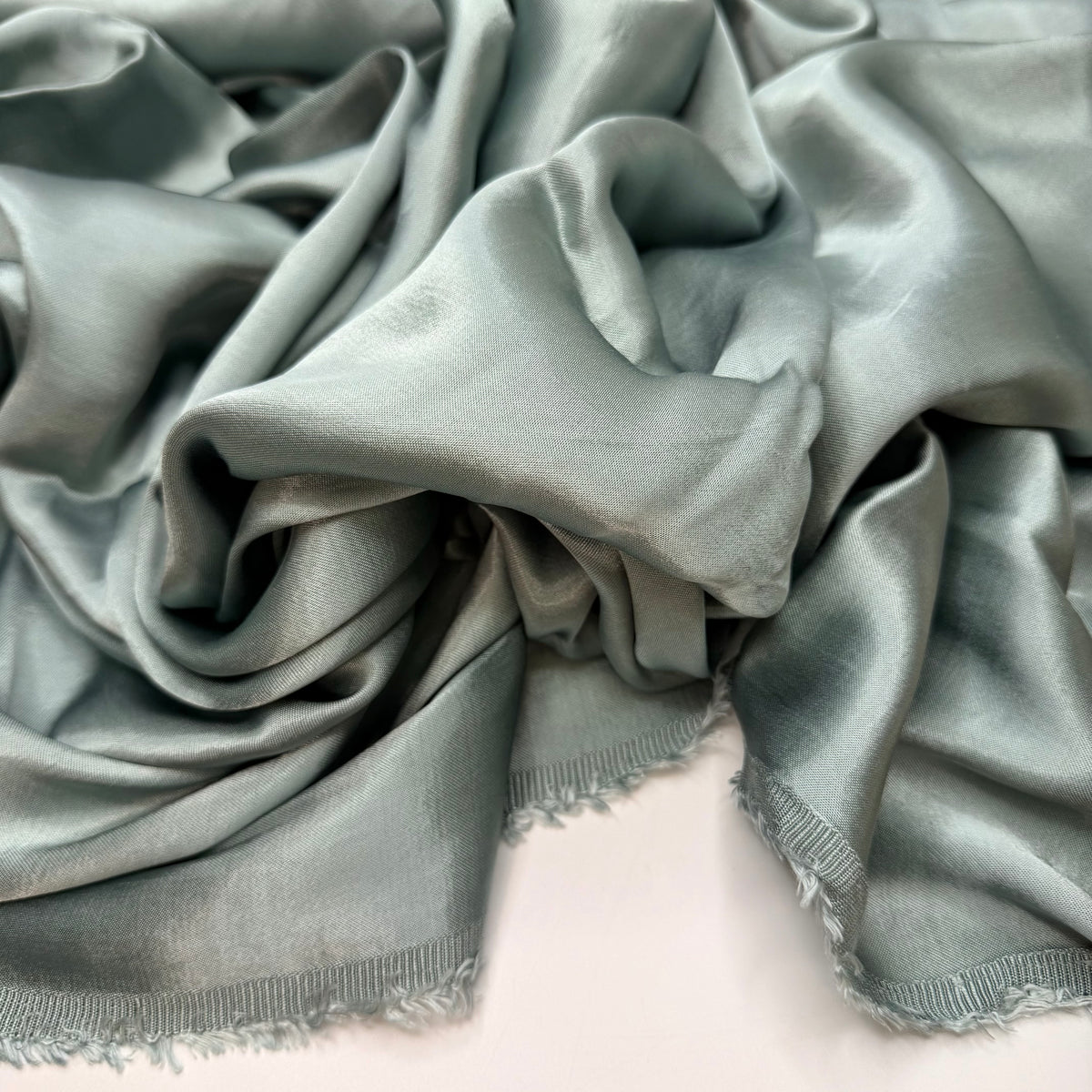 Lake Reflection - Satin Cotton Woven - Light Blue/Grey - 2M Bundle