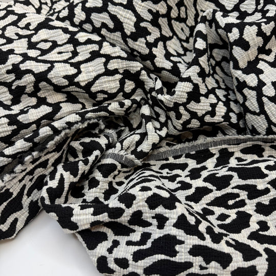 Mod Graphic Prints - Jacquard Poly/Cotton Woven - Black/White Abstract - 3.5M Bundle