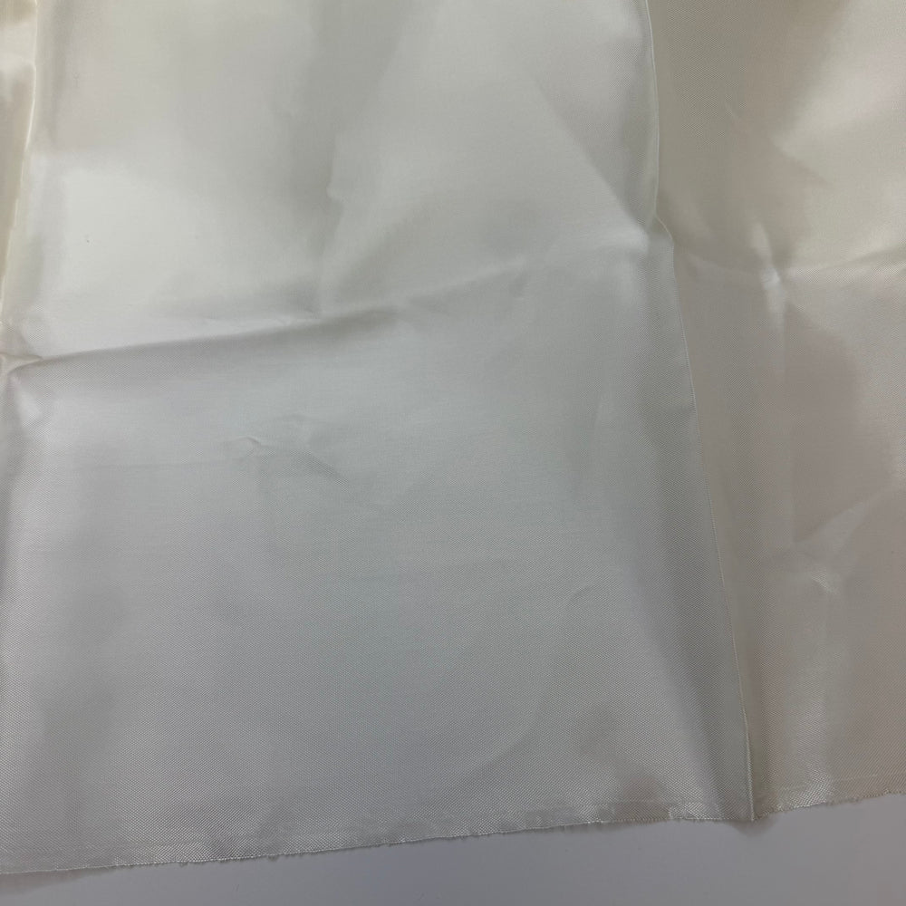 Brilliant Smile - Satin Polyester Blend Woven - Off White - 1.55M Bundle