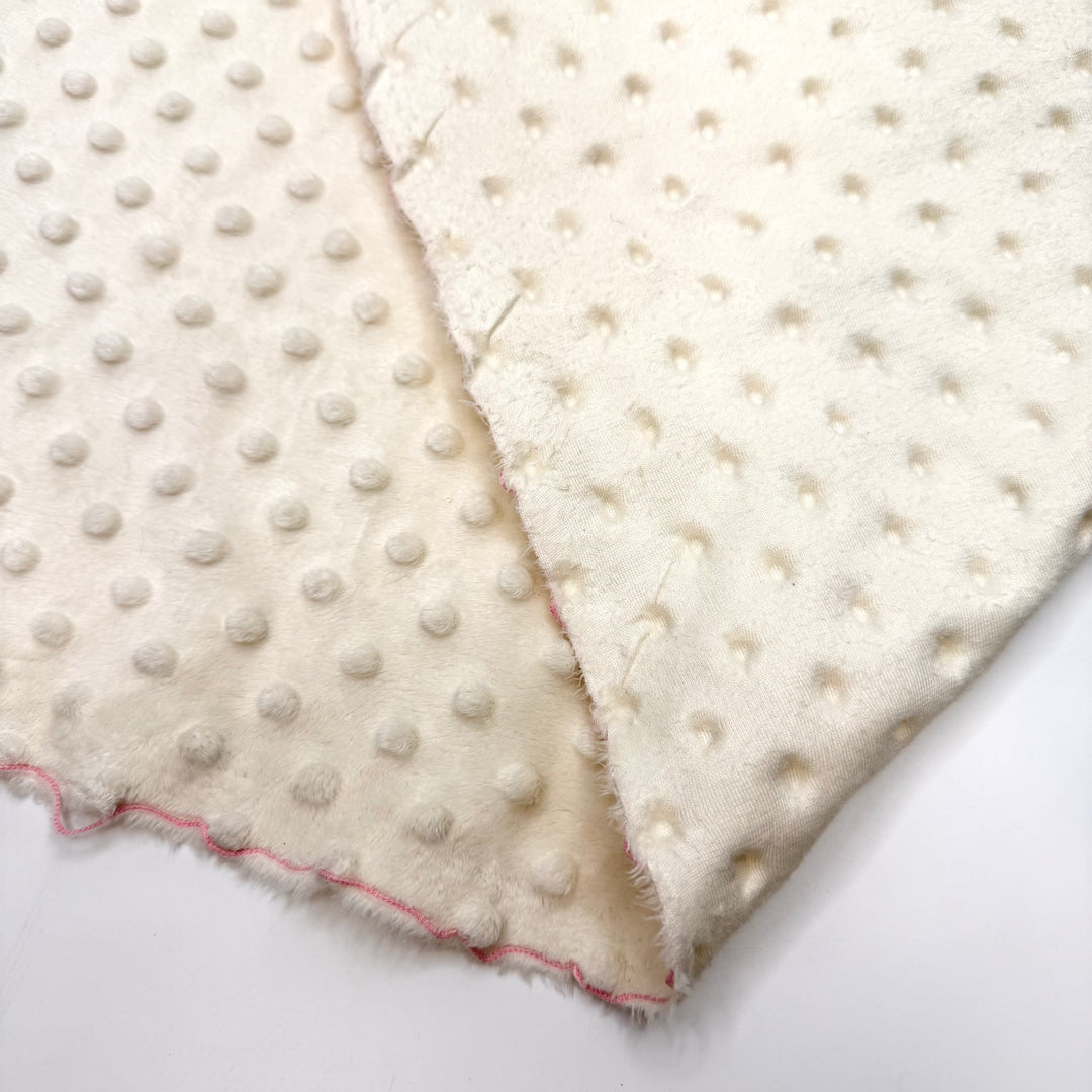 Pass The Popcorn - Embossed Dots Minky Polyester Blend Knit - Light Cream - 2M Bundle