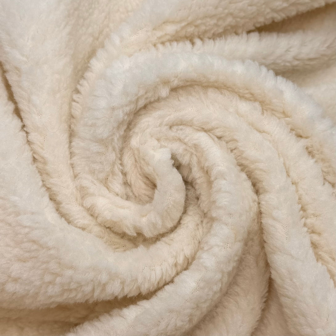 90s Commercials - Faux Fur Polyester Blend Knit - Cream - 1.05M Bundle