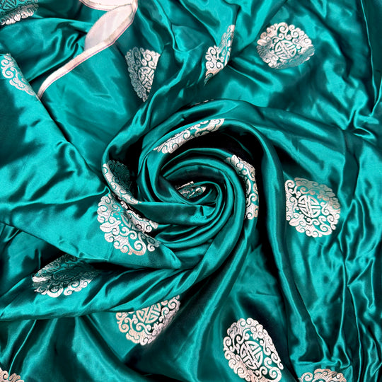 Magician Cape - Jacquard Silk Woven - Teal Silver Geometric - 2.6M Bundle