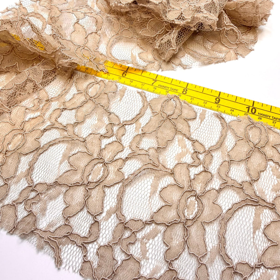 4 ⅓" (110mm) Mesh Lace Trim - Light Beige - 1.4M Bundle - True Deadstock supplies Fabric by private - Sustainable Textile | FABCYCLE