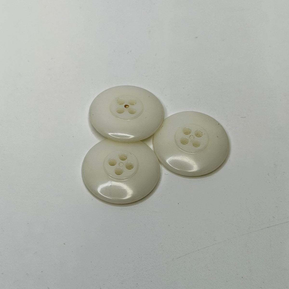 4 Hole Button - 30MM Plastic - Cream/White - 3 Pack - True Deadstock supplies Fabric by private - Sustainable Textile | FABCYCLE