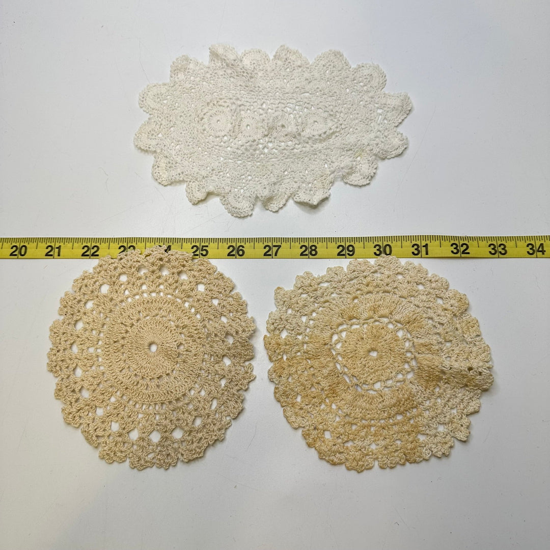 5 9/10" (150mm) Vintage/Doilies Scalloped Lace Trim - White/Cream - 3 Pack - True Deadstock supplies Fabric by private - Sustainable Textile | FABCYCLE