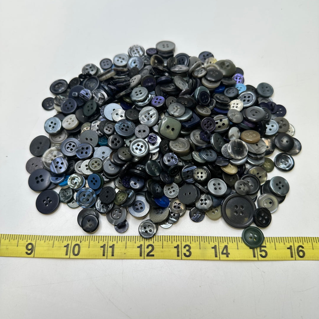 4 Hole Button -  Plastic - Blue Multi - 150 Pack