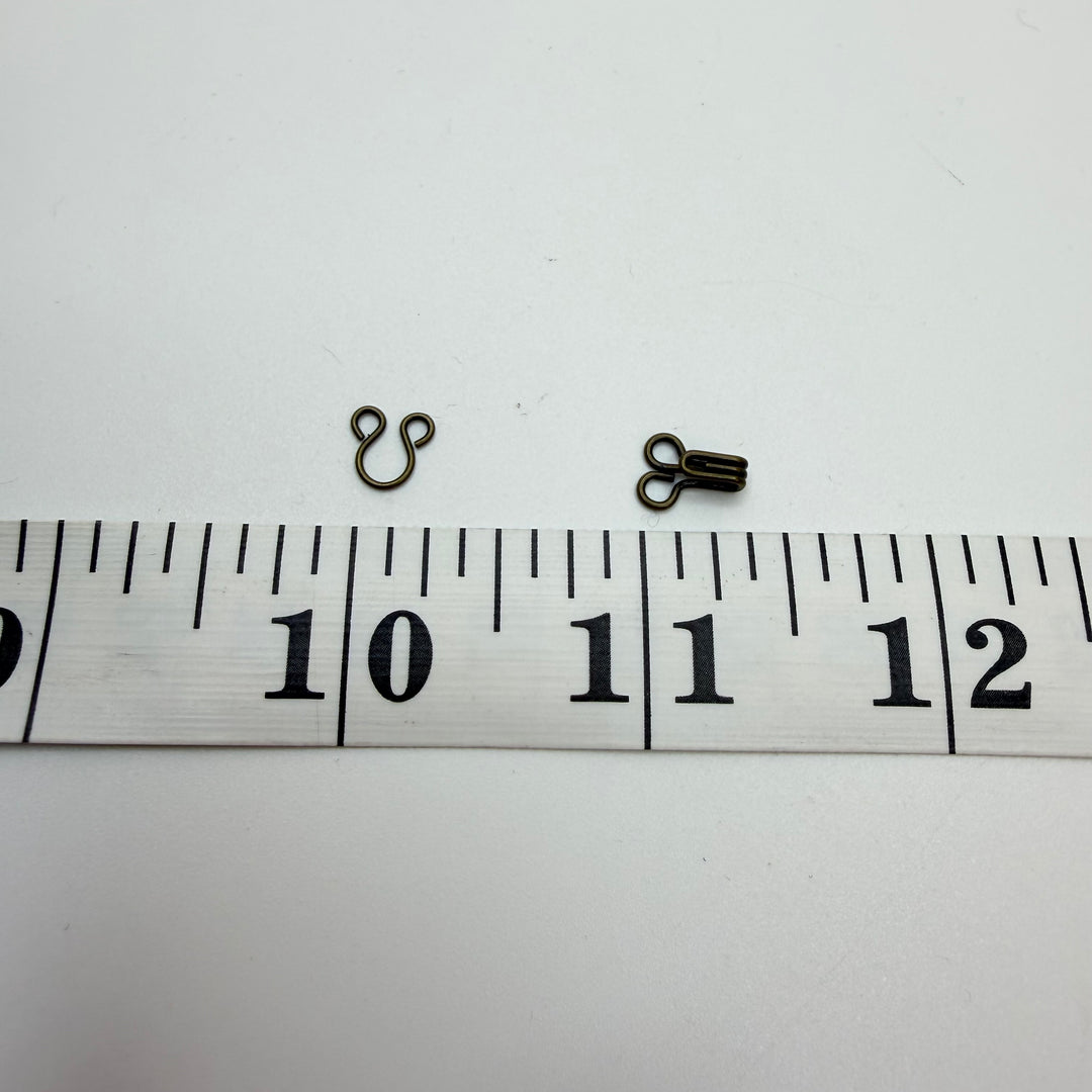 Hook And Eye Button - 10MM Metal - Brass - 10 Pack