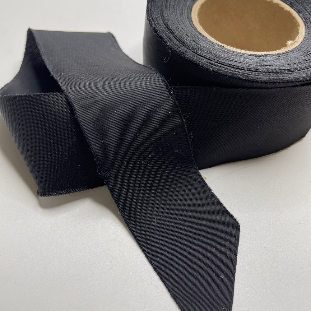 1 ⅛" Continuous Woven Bias Tape - Black - Roll