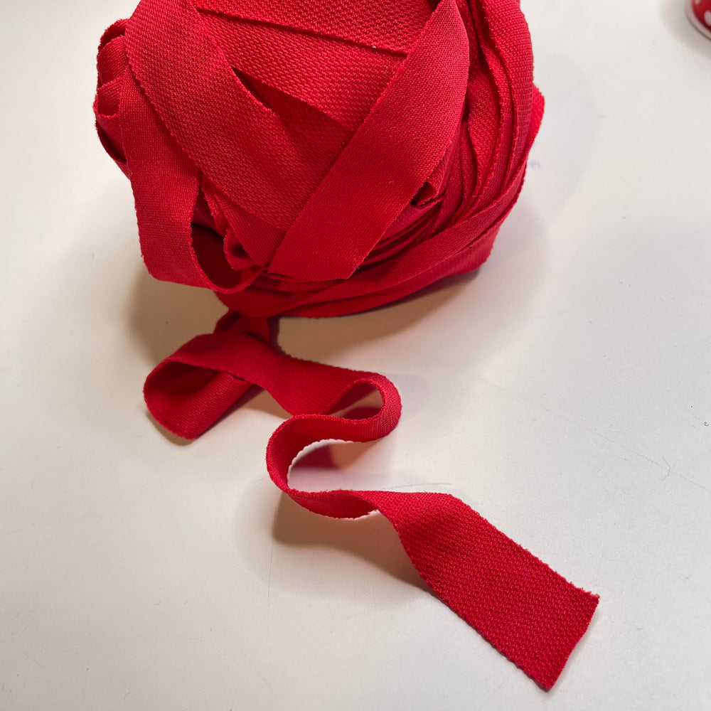 ¾" Continuous Knit Bias Tape - Red - 10M Bundle