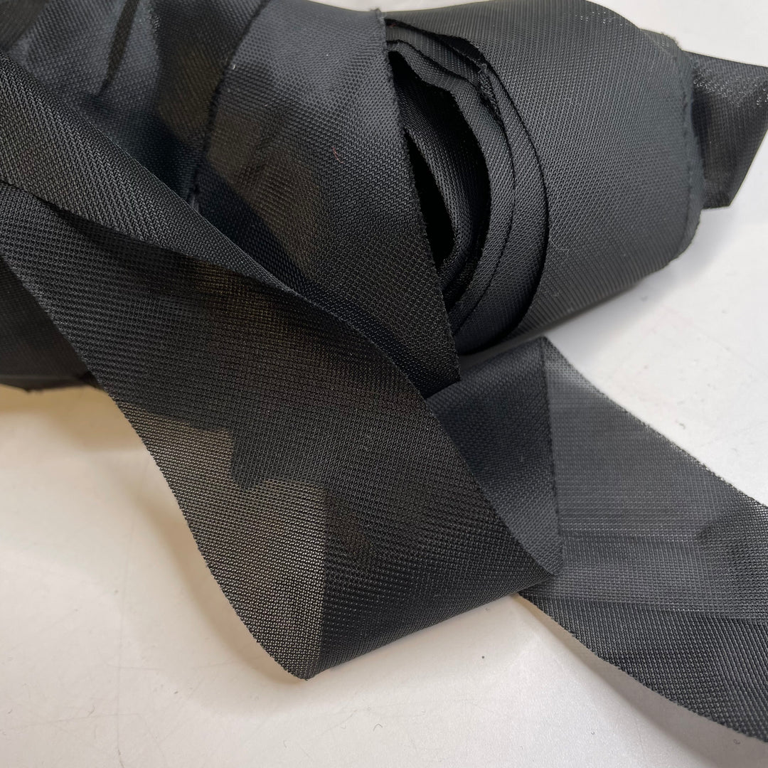 1 ½" Continuous Woven Bias Tape - Black - 10M Bundle