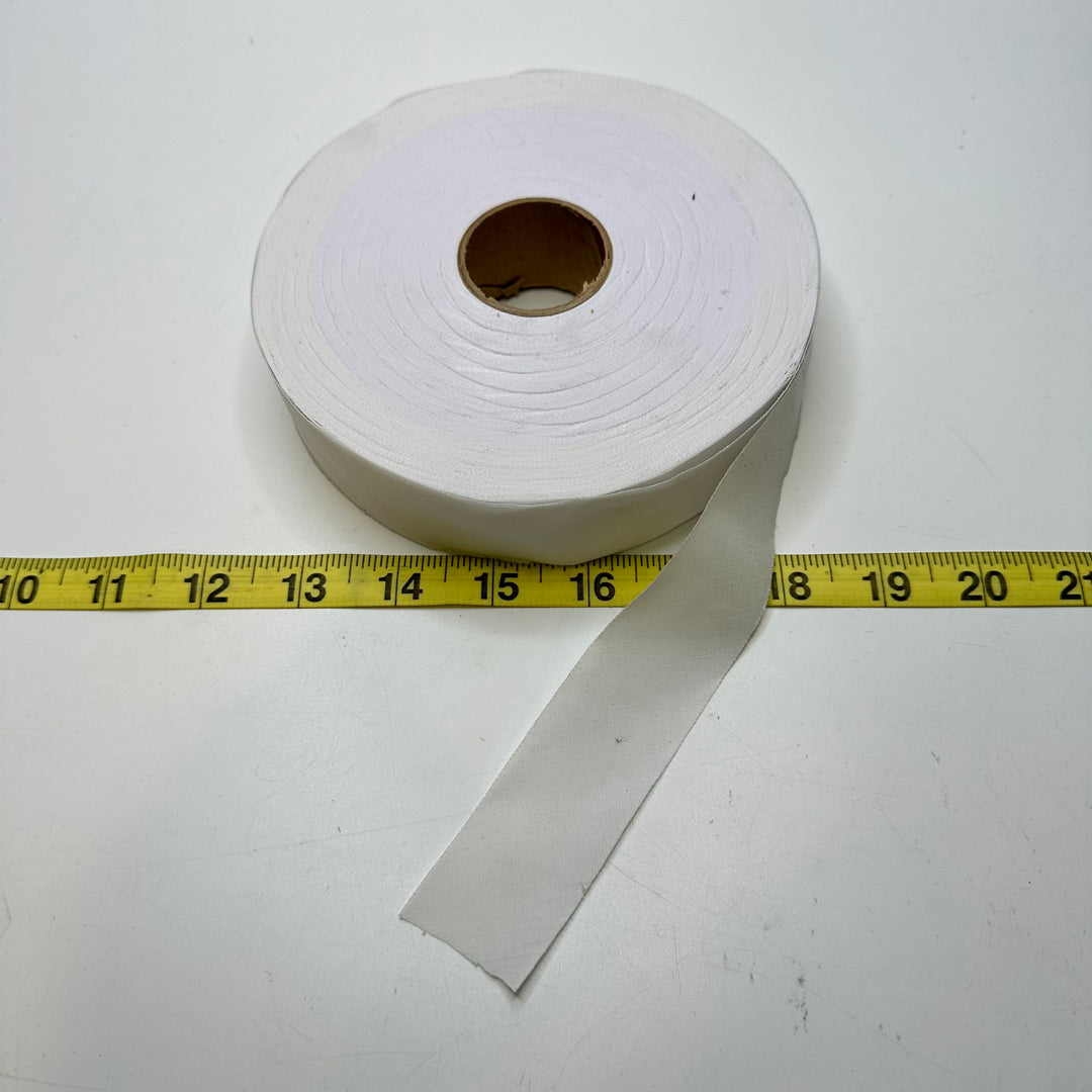 1 ⅓" Continuous Woven Bias Tape - White - Roll