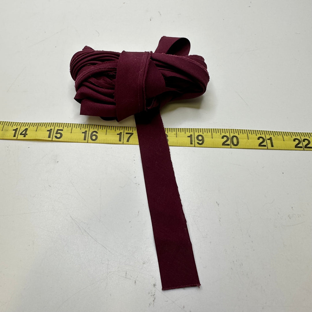 ¾" Single Fold Woven Bias Tape - Burgundy - 4.2M Bundle