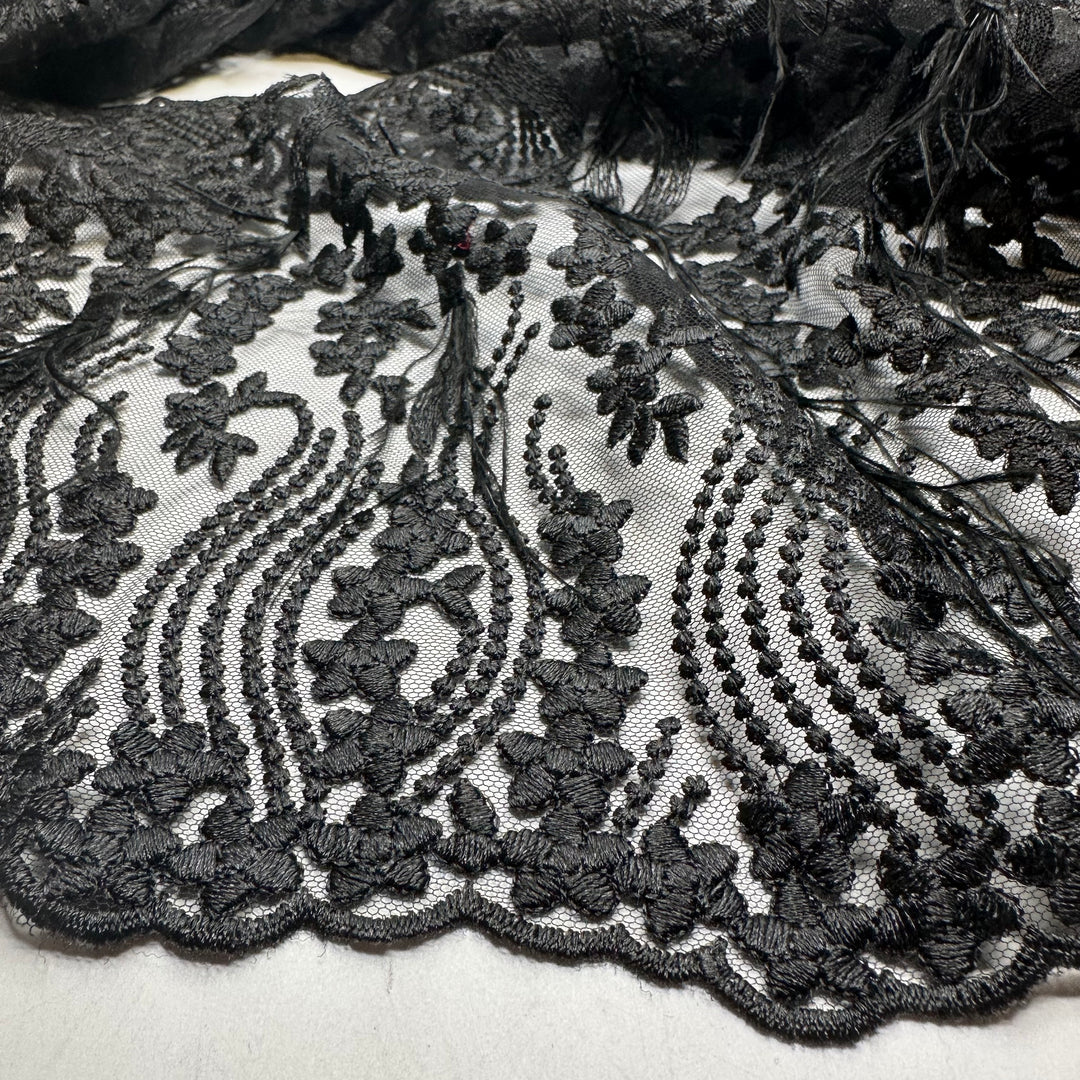 1 Lbs Lace Packs - Feathers Lace Synthetic Woven - Black - Bundles - FABCYCLE Deadstock and Sustainble Fabrics and Sewing Supplies