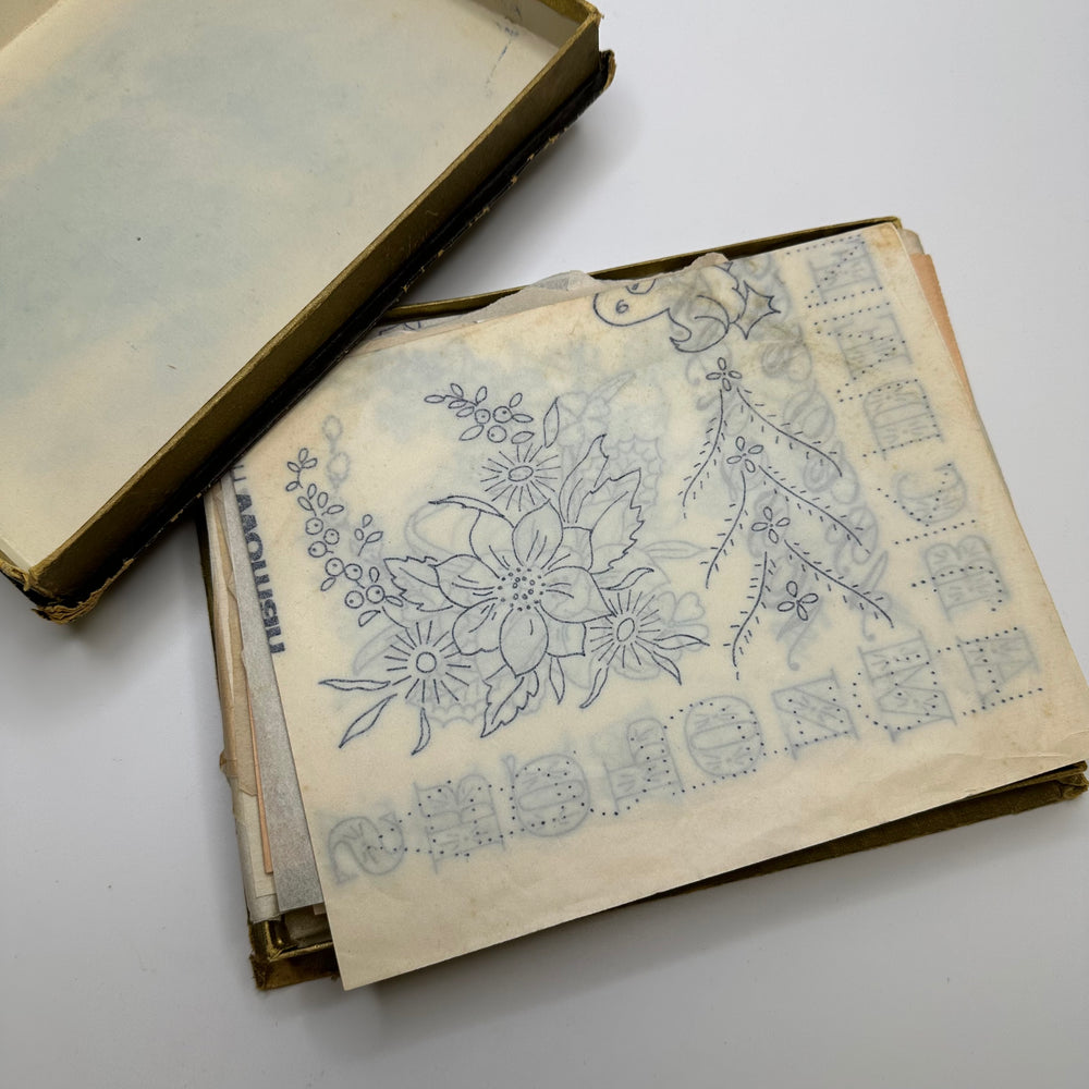 Vintage Embroidery Pattern Transfer Box Applique - Gold - 60 Pack