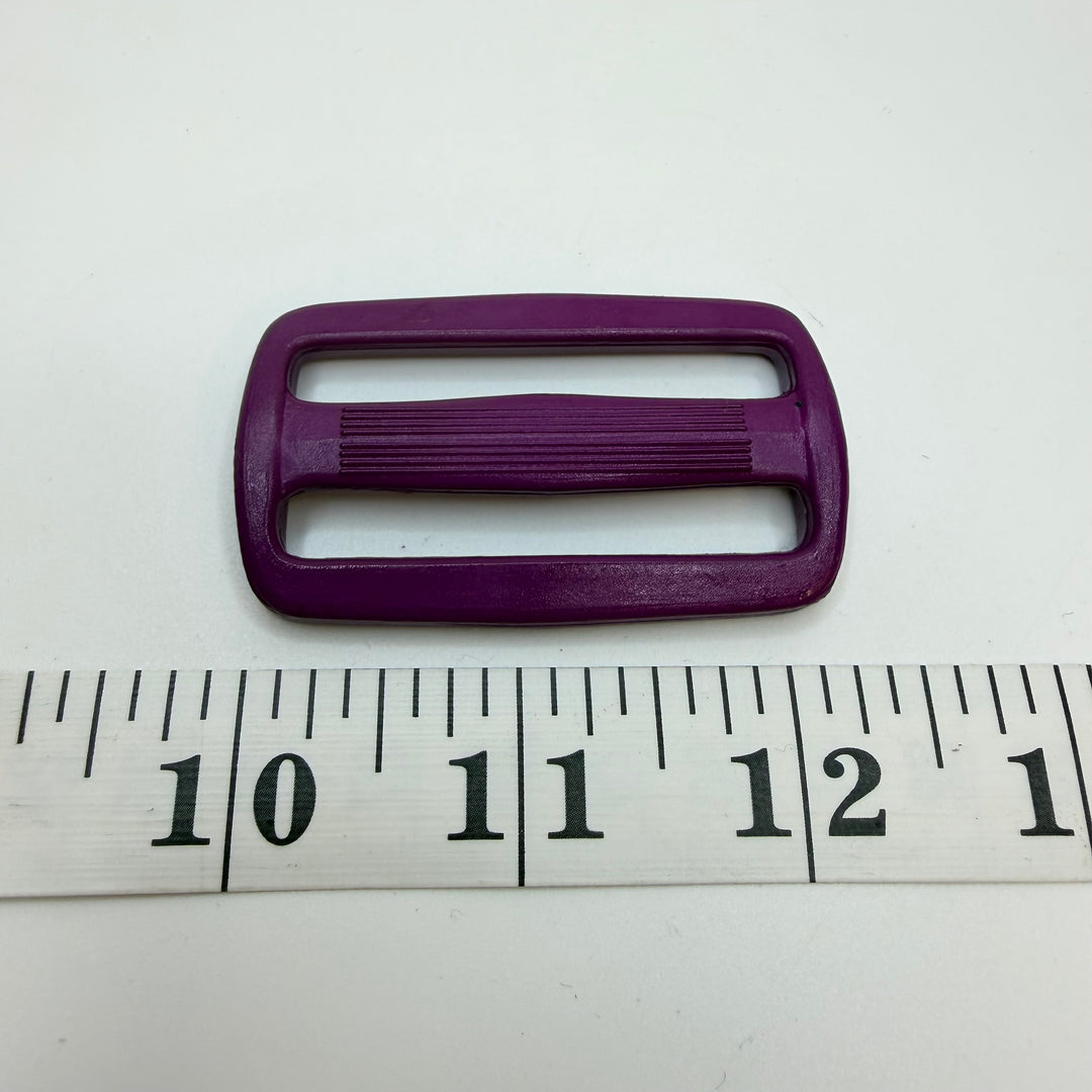 Plastic Belt Buckle Notions - Magenta - Individual