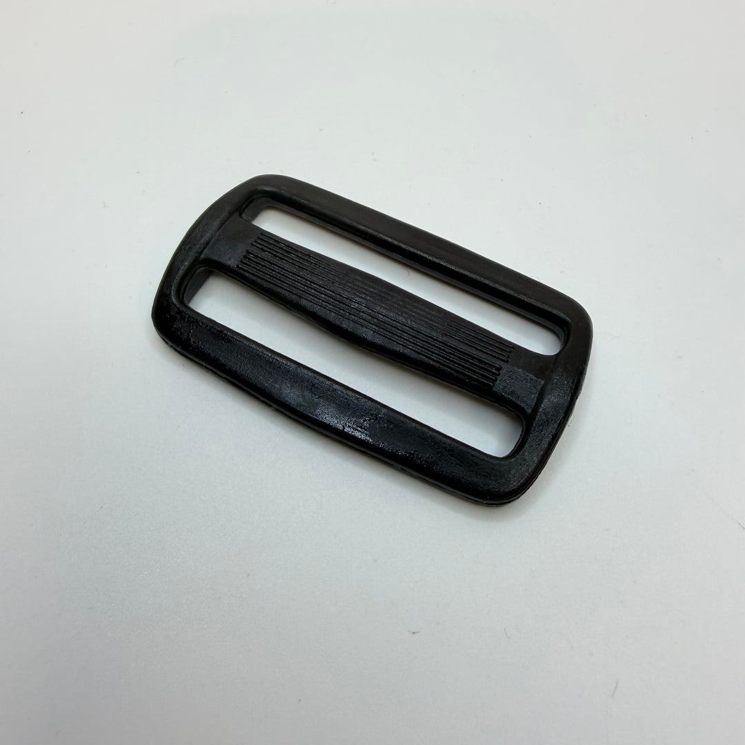 Plastic Belt Buckle Notions - Black - Individual