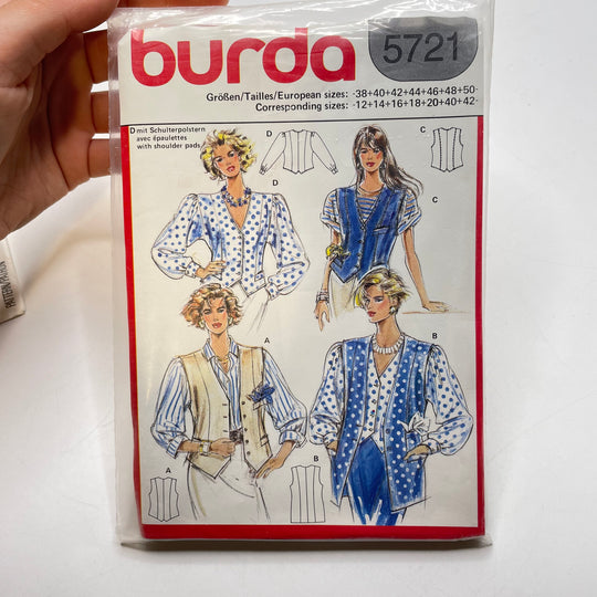 Sewing Pattern - Womenswear - Burda 5721