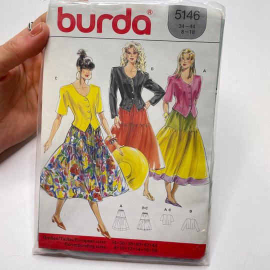Sewing Pattern - Womenswear - Burda 5146