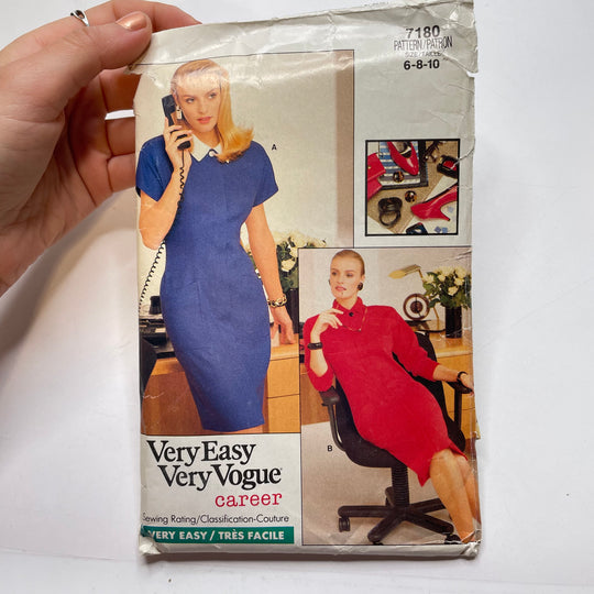 Sewing Pattern - Womenswear - Vogue 7180