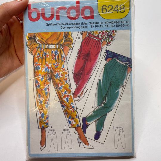 Sewing Pattern - Womenswear - Burda 6248