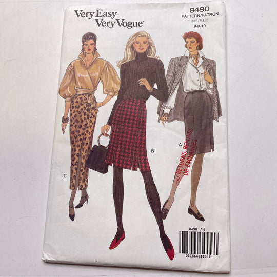 Sewing Pattern - Womenswear - Vogue 8490