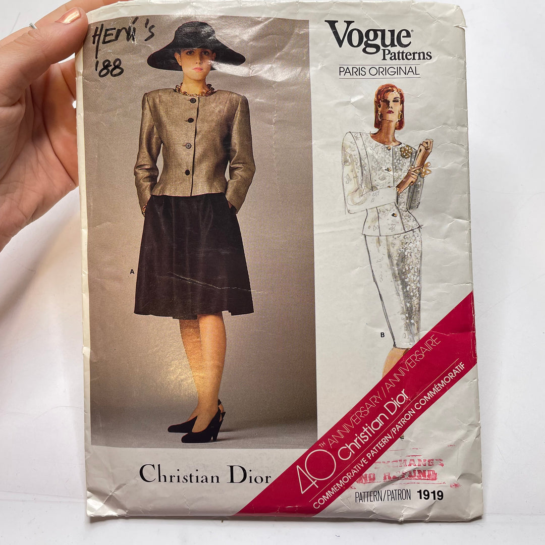 Sewing Pattern - Womenswear - Vogue 1919