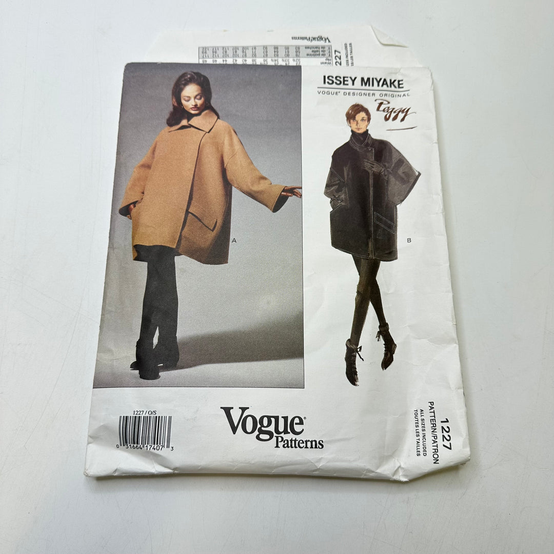 Sewing Pattern - Womenswear - Vogue 1227