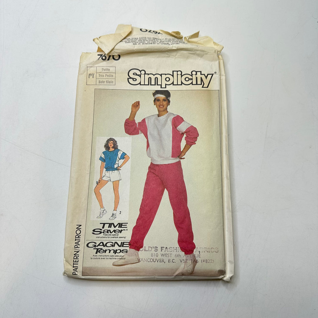 Sewing Pattern - Womenswear - Simplicity 7670