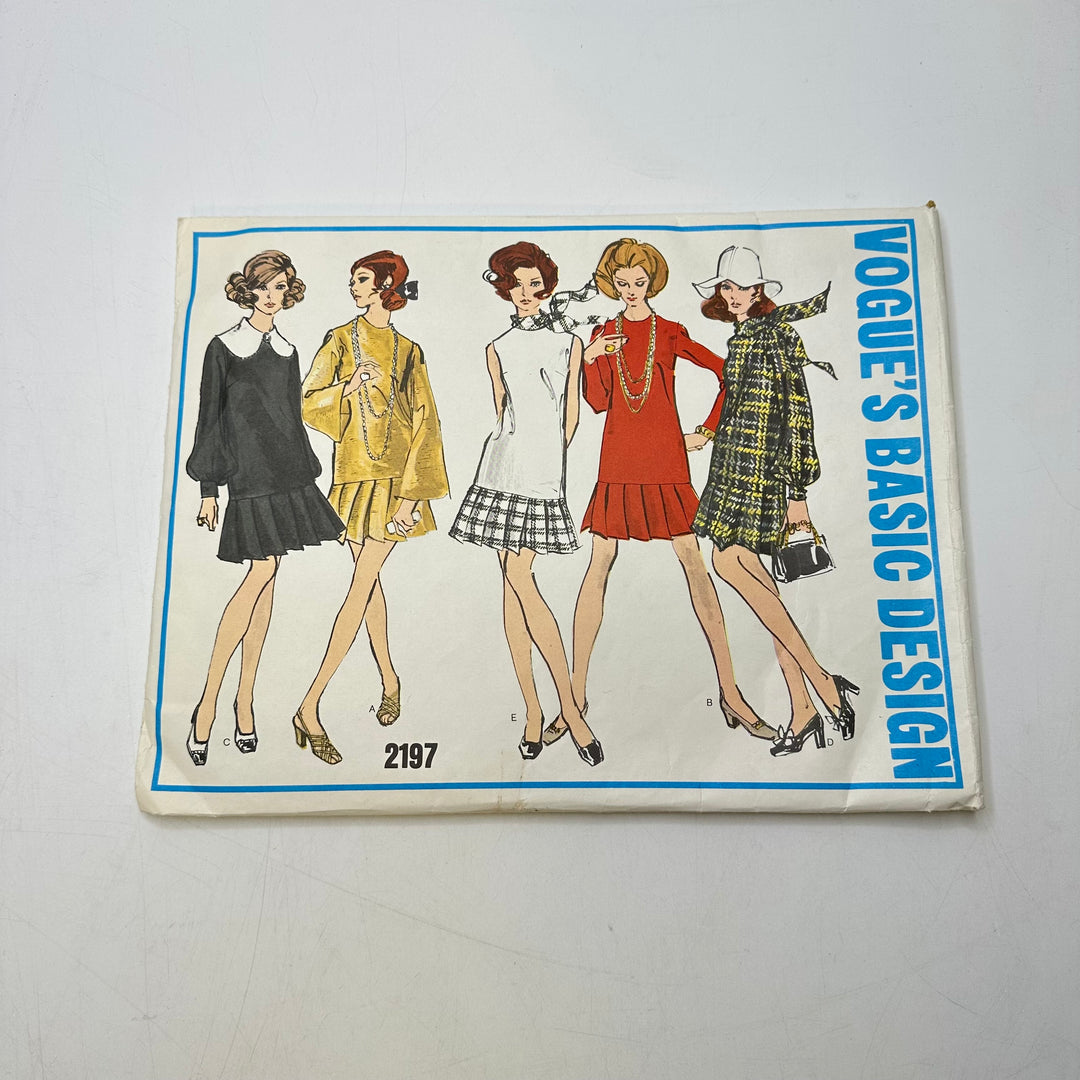 Sewing Pattern - Womenswear - Vogue 2197