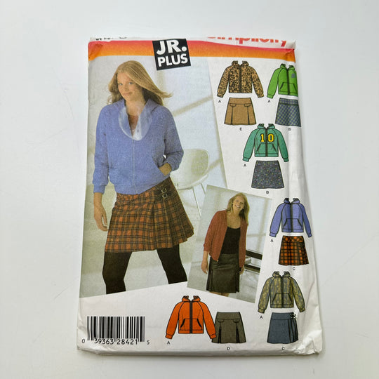 Sewing Pattern - Junior - Simplicity 4893