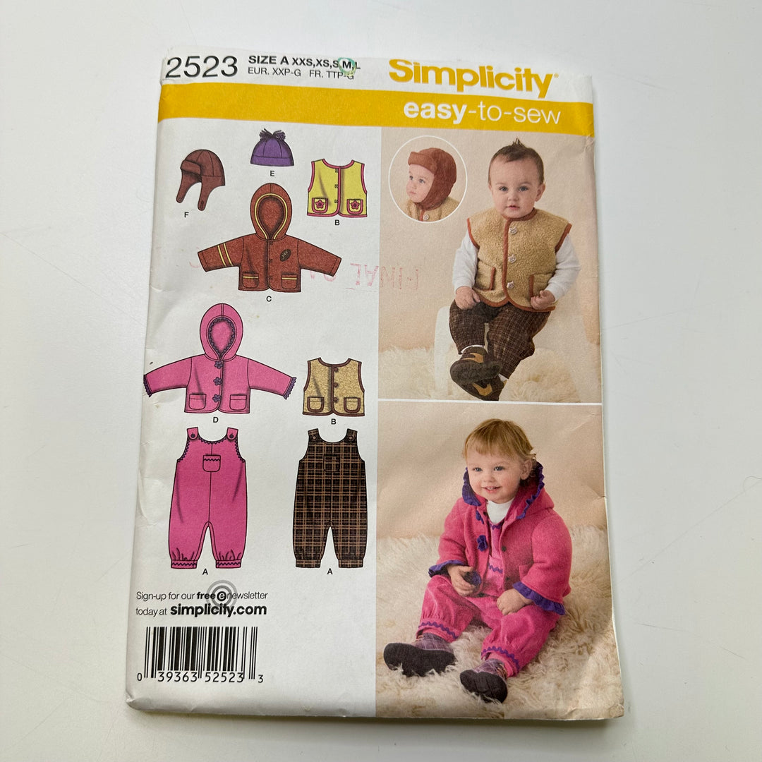 Sewing Pattern - Childrenswear - Simplicity 2523
